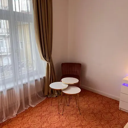 Art House One Hotel 3*