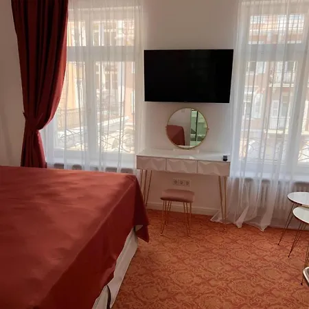 Art House One Hotel
