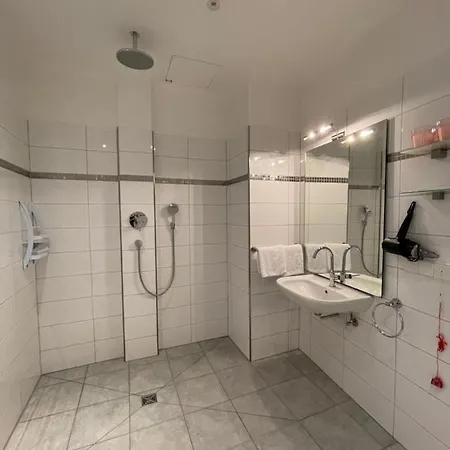 Art House One Отель 3*