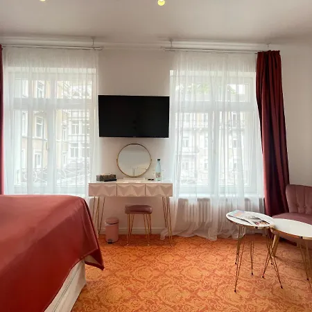 Art House One Отель Баден-Баден